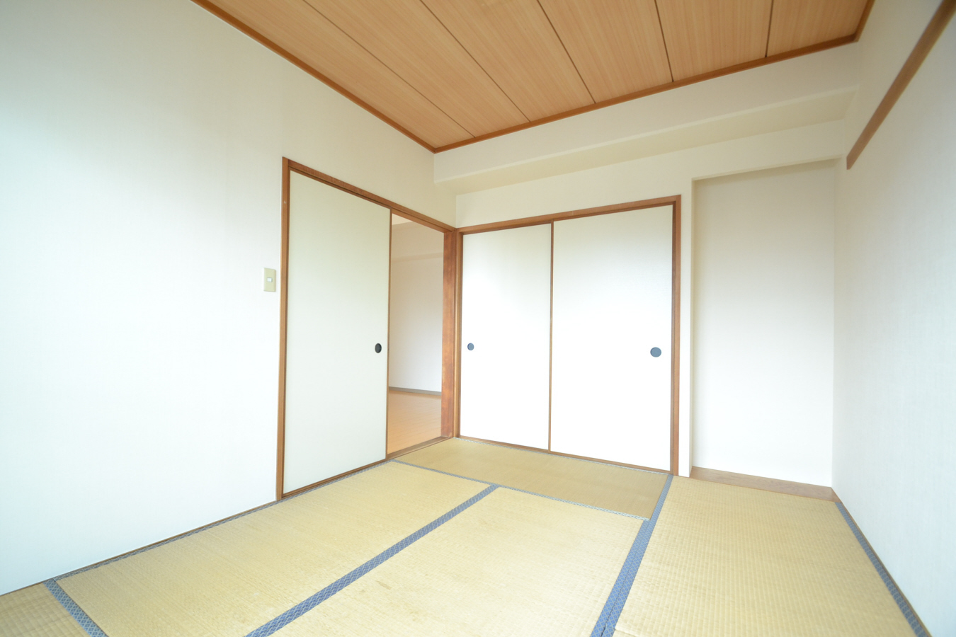 寝室