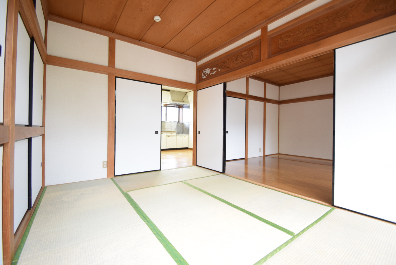 寝室