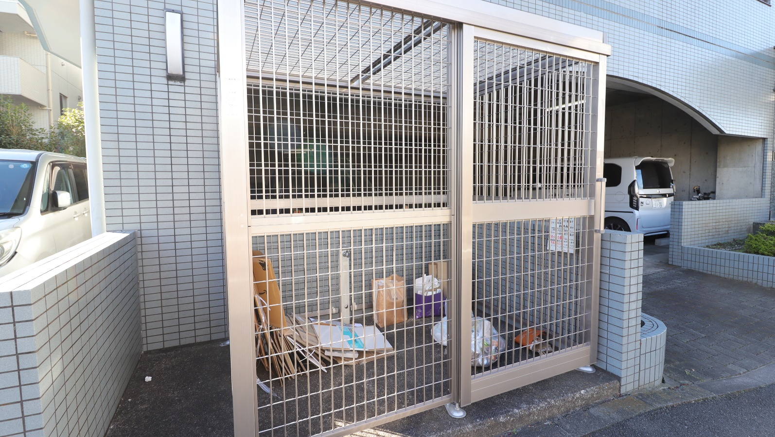 敷地内／建物