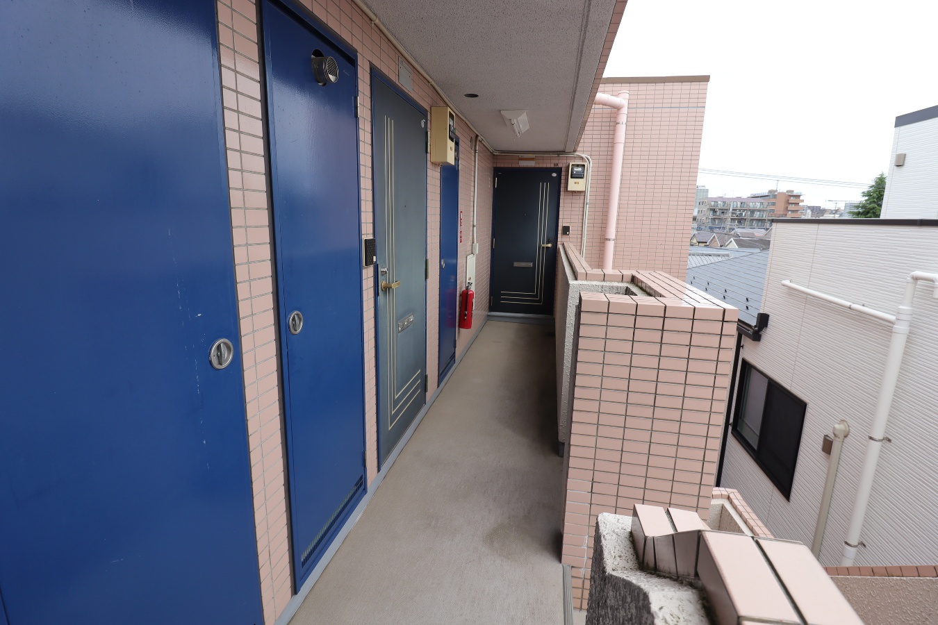 敷地内／建物