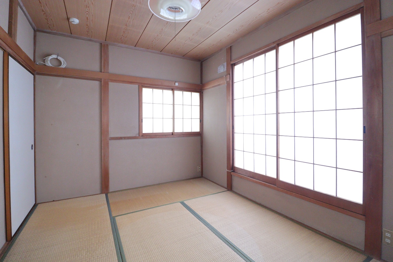 寝室