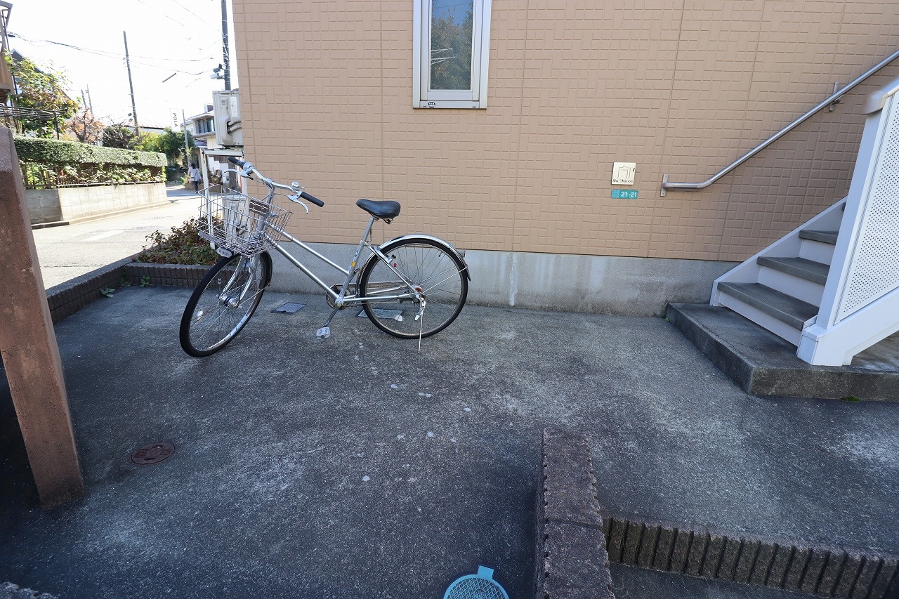 敷地内／建物