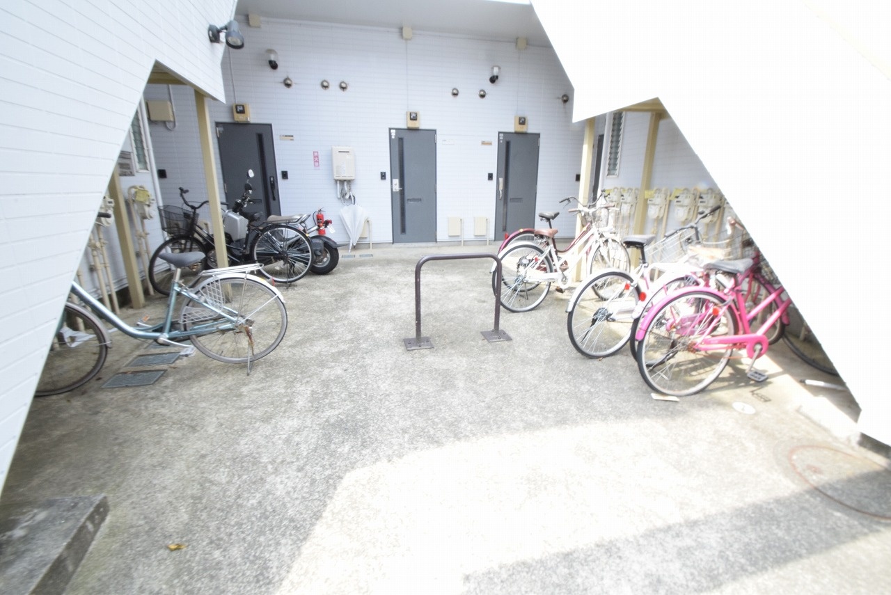 敷地内／建物